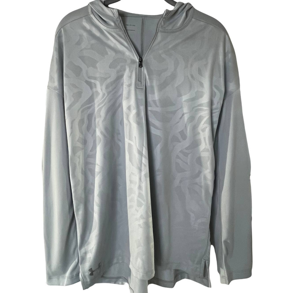 Under Armor Pullover, Silver, (Size Small)